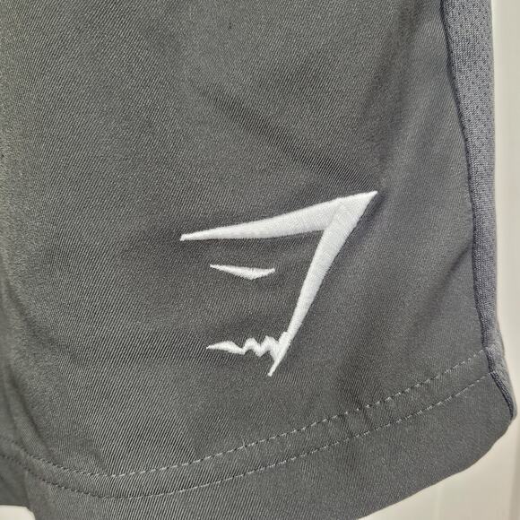 🩳 Gymshark Men’s Training Shorts Gray Medium Lightweight Athletic Activewear - Picture 4 of 7